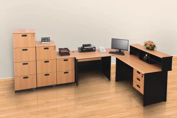 Meja kantor classic
